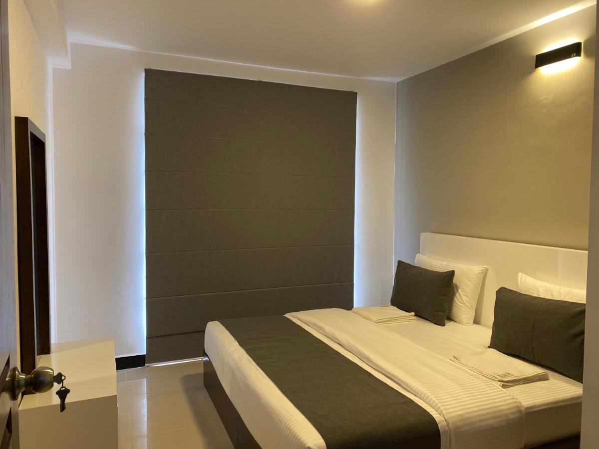 Lake Infinity Luxury Condos 누와라 엘리야 외부 사진