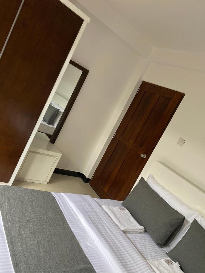 Lake Infinity Luxury Condos 누와라 엘리야 외부 사진